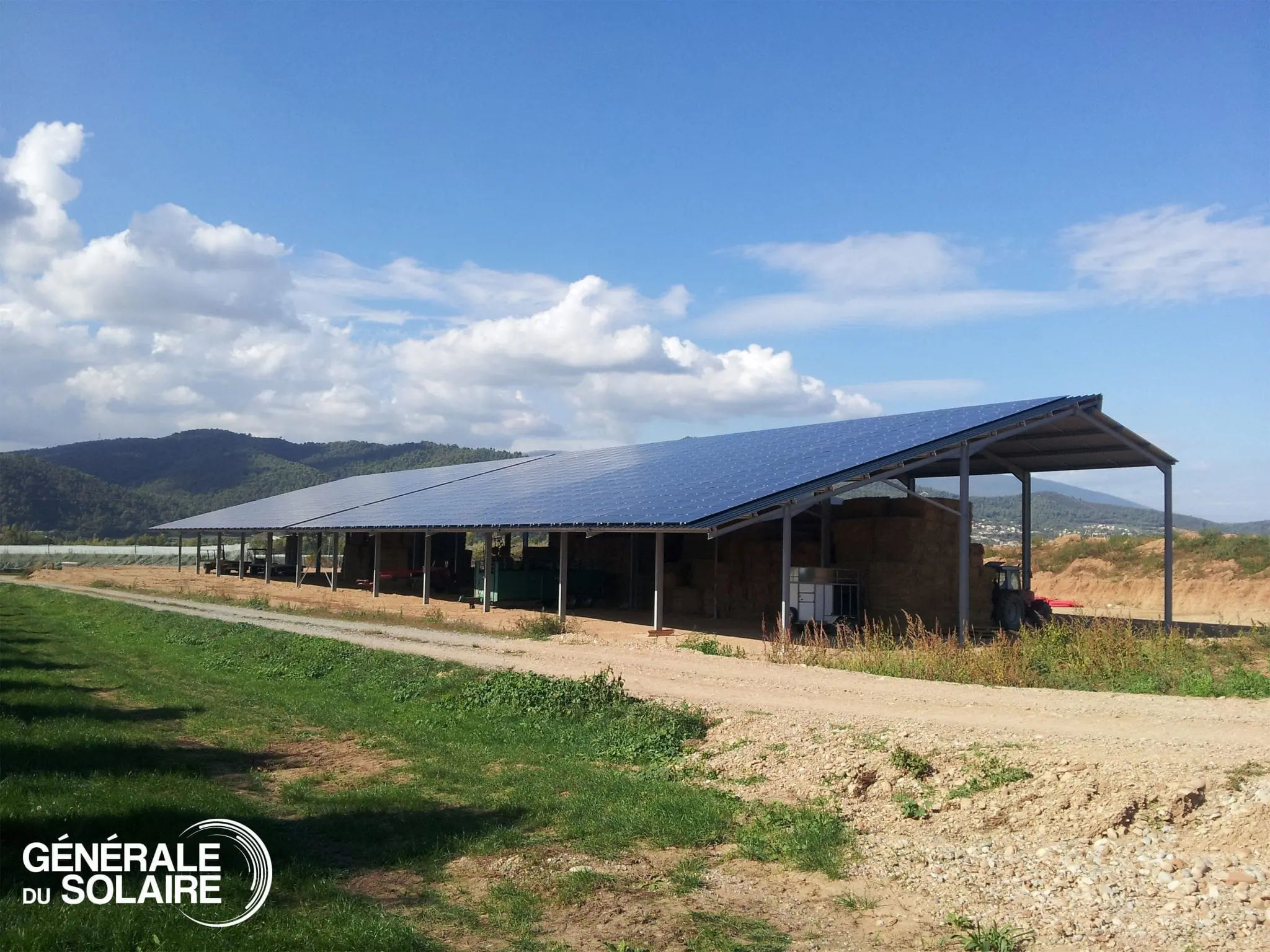 Hangar agricole photovoltaïque Likaj - Générale du Solaire