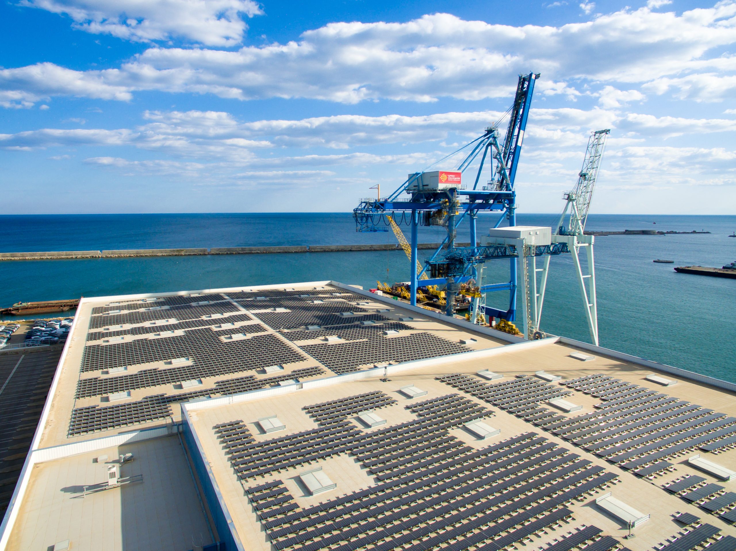 Centrale photovoltaïque en toiture Port de Sète - Générale du Solaire